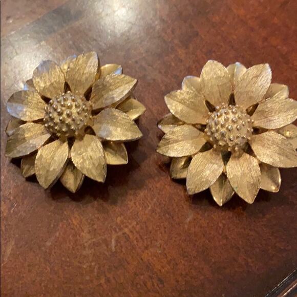 Vintage lot of 3 clip and screw back earrings - Picture 4 of 5